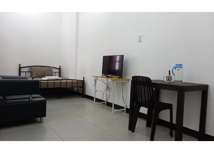 Oyo 903 Tesoro Hotel 2*